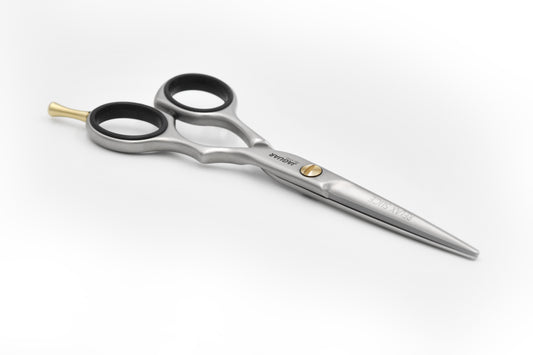 Ciseaux de coiffure au design ergonomique.