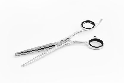 Hairdressing scissors with ergonomic design.