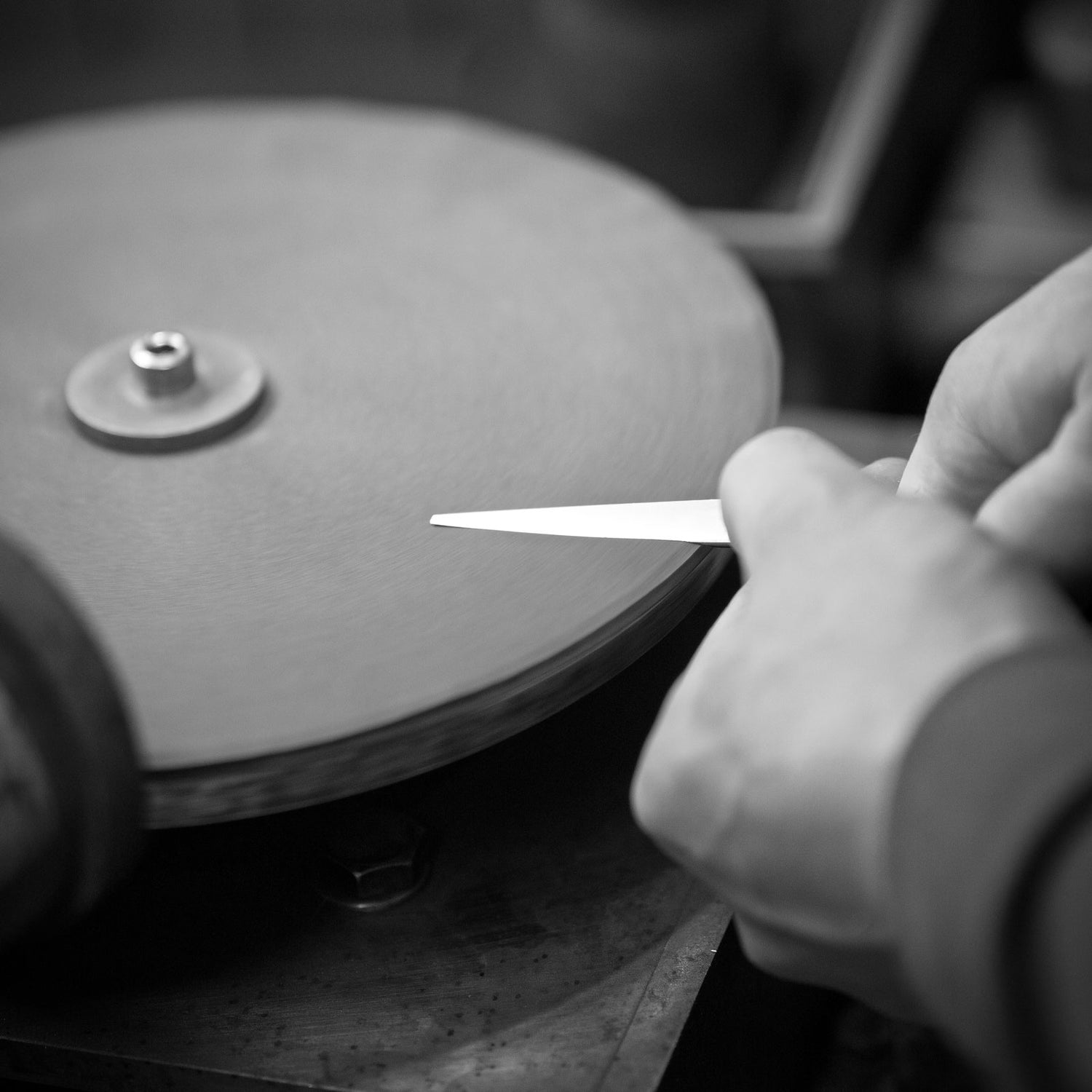 Scissors when grinding with hands.